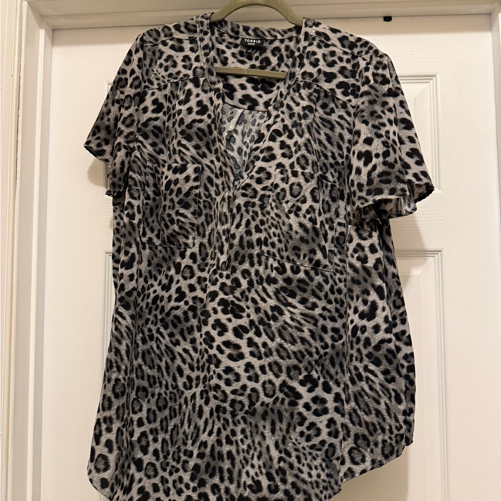 Torrid Harper Black and Gray Animal Print Blouse